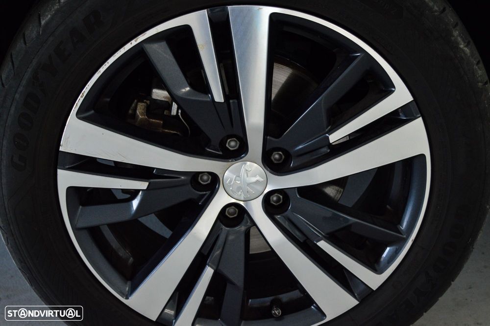 Peugeot 5008 1.5 BlueHDi GT Line EAT8 - 25