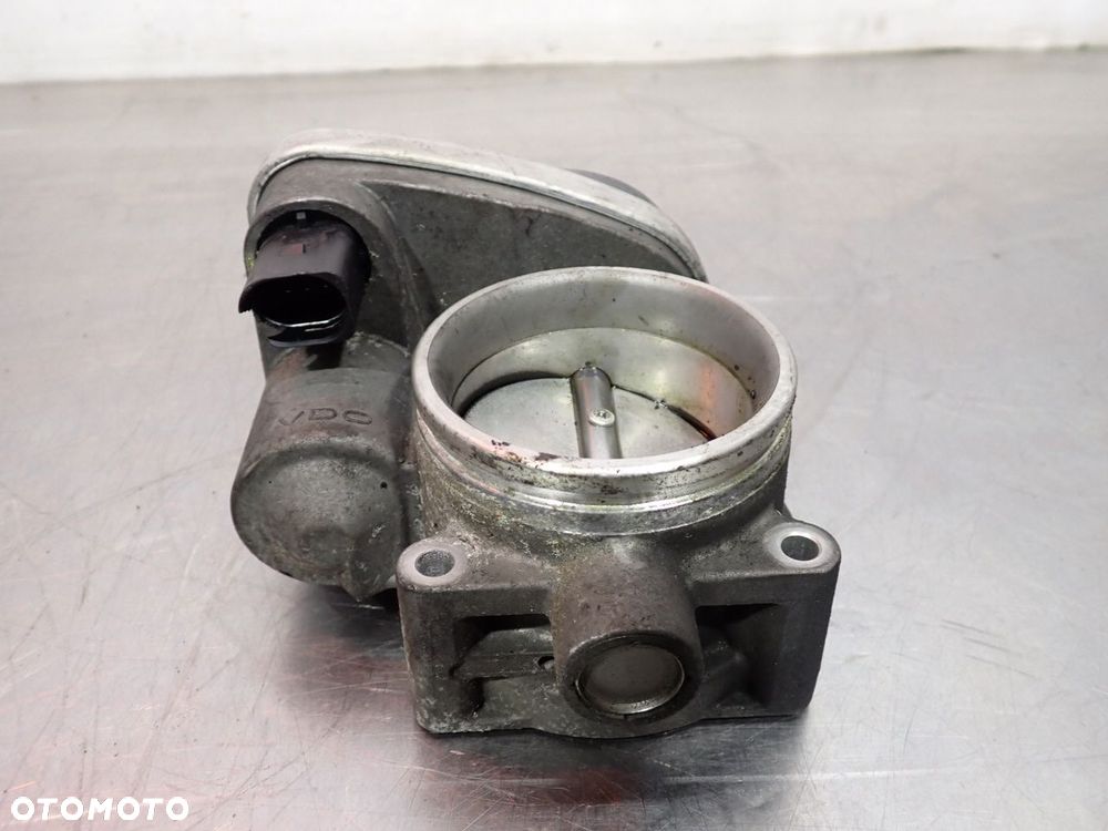 PRZEPUSTNICA BMW E87  13541439224-04 - 2