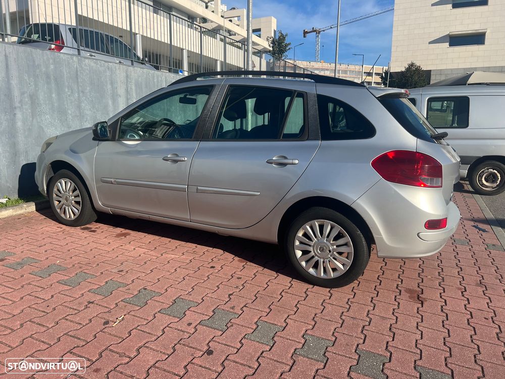 Renault Clio Sport Tourer - 6