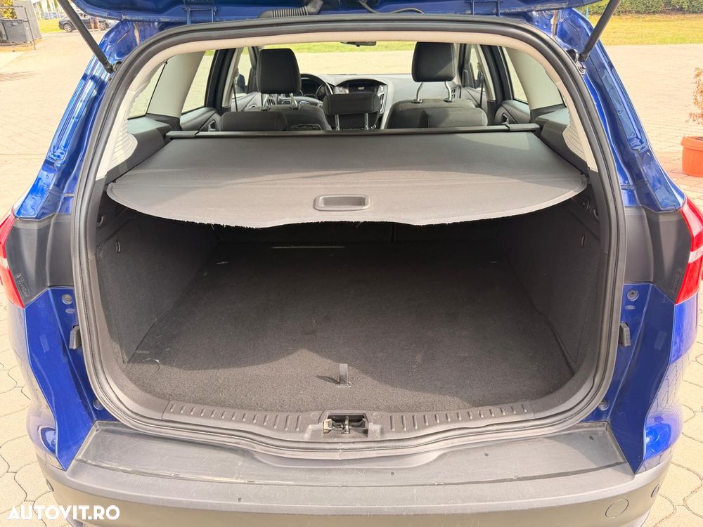 Ford Focus 1.5 TDCi Trend - 11