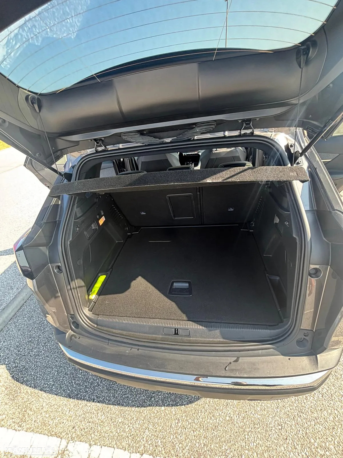 Peugeot 3008 1.5 BlueHDi Allure Pack EAT8 - 10