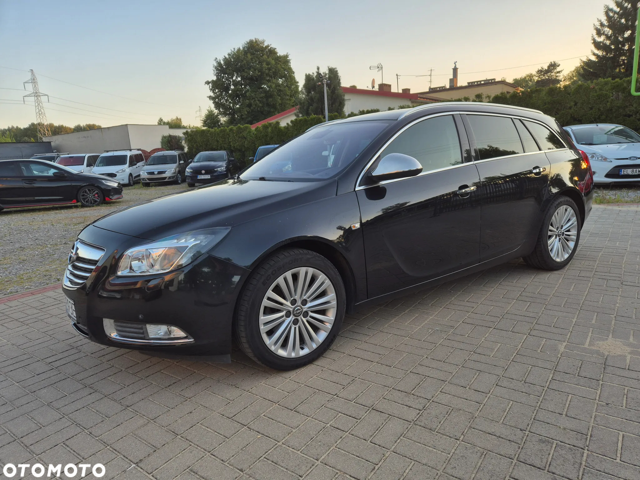 Opel Insignia 2.0 CDTI Sports Tourer Design Edition - 2