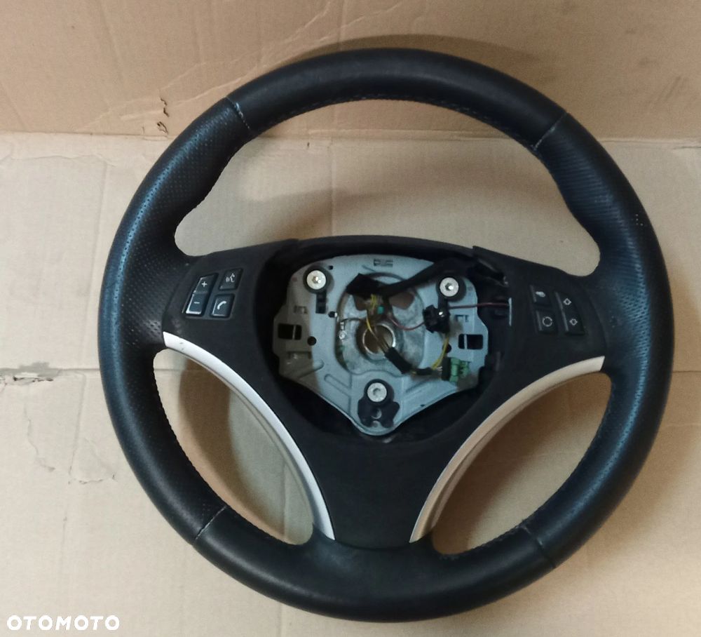 Kierownica BMW 1 E87 - 1