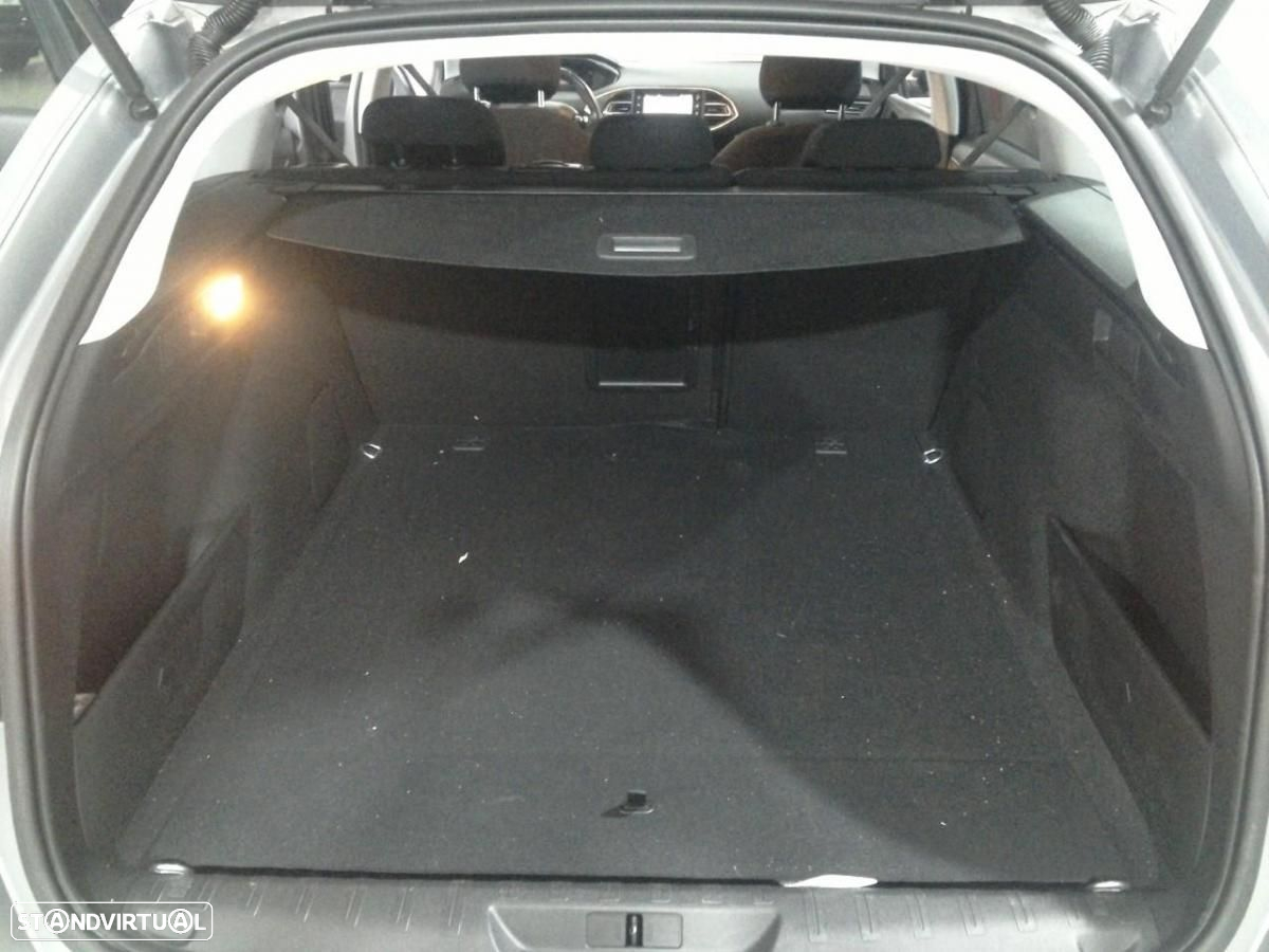 Peugeot 308 SW 1.5 BlueHDi Style - 6
