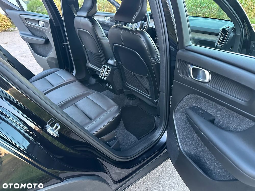 Volvo XC 40 D4 AWD Geartronic Inscription - 21