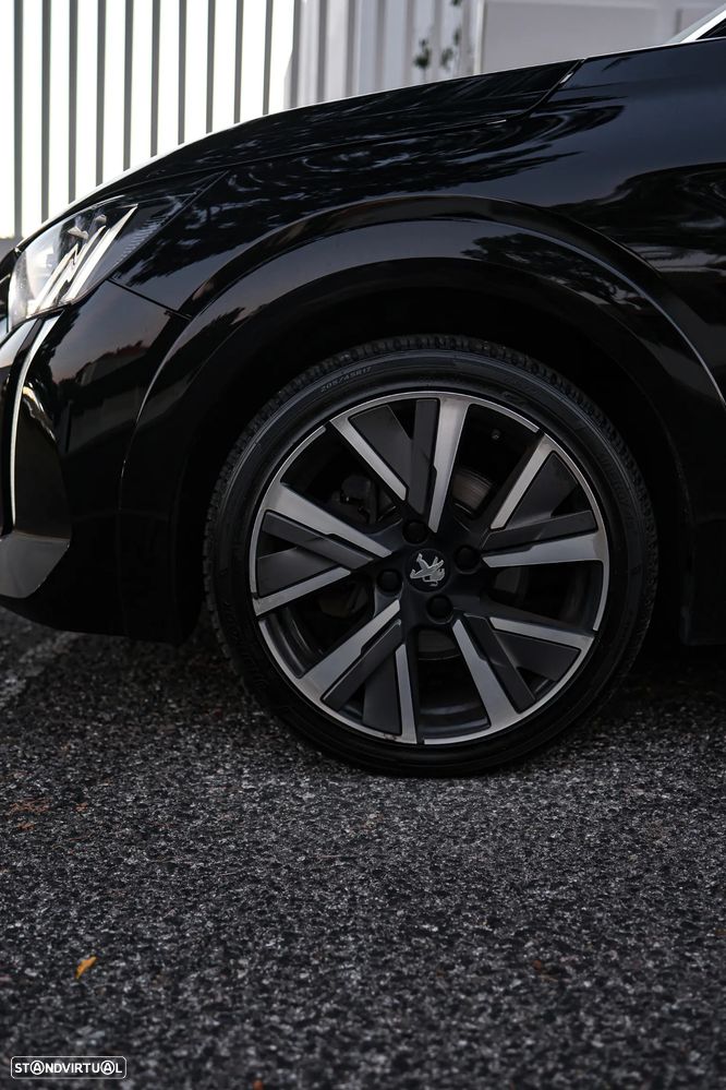 Peugeot 208 PureTech 100 GT Pack - 13