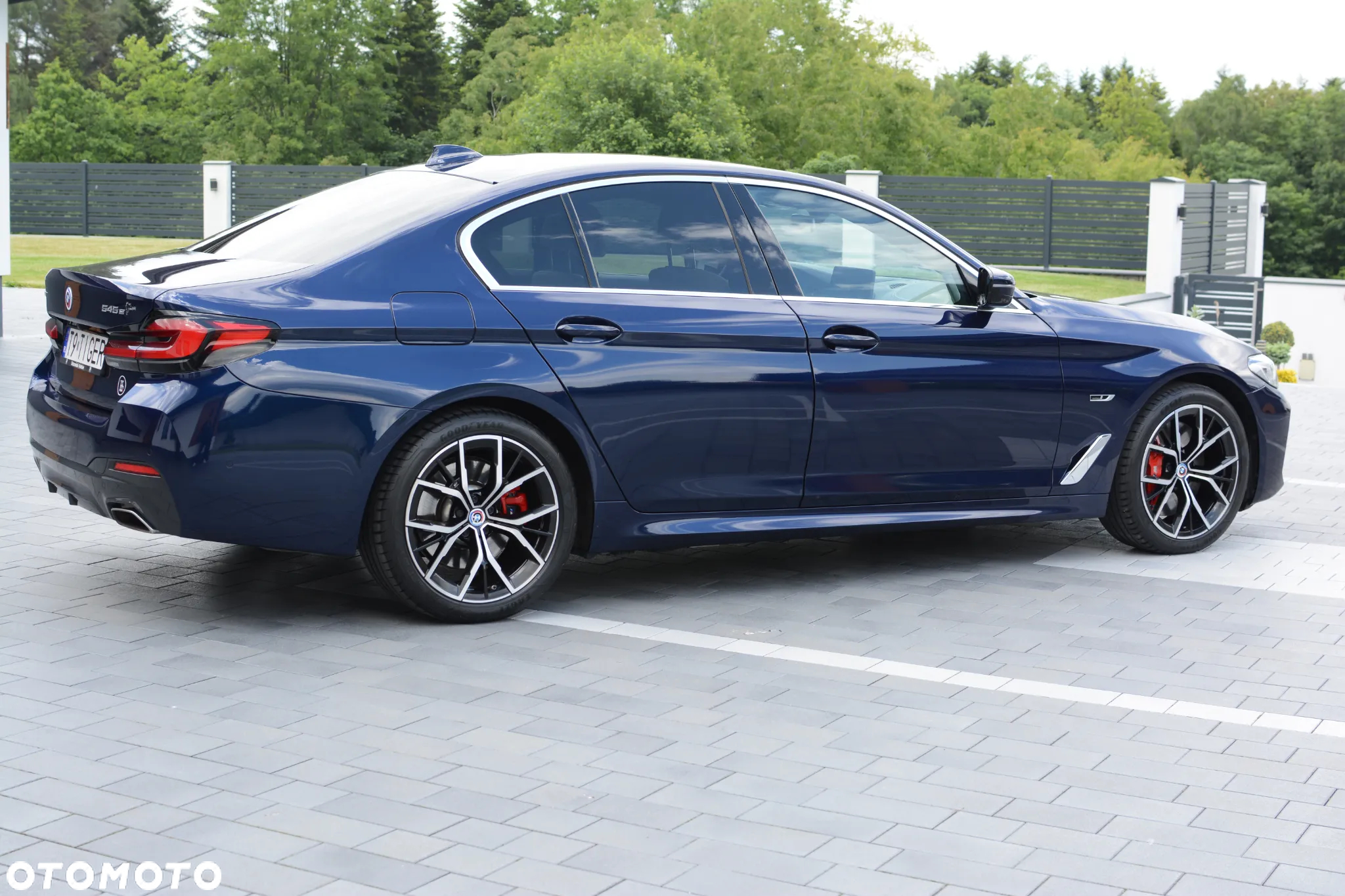 BMW Seria 5 545e xDrive M Sport sport - 4