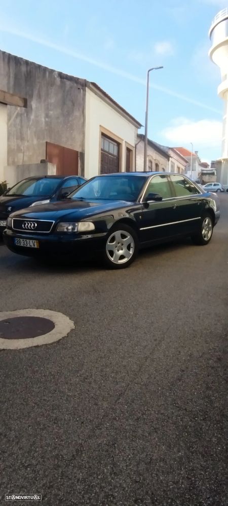 Audi A8 - 1