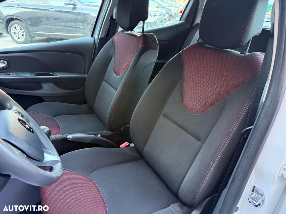 Renault Clio - 6
