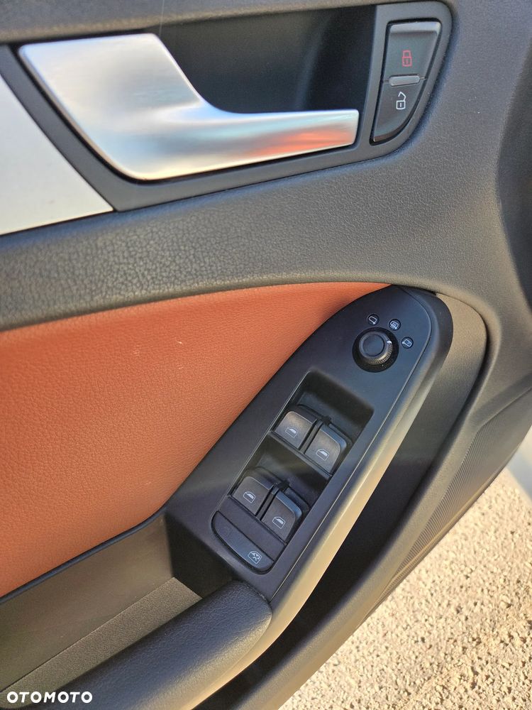 Audi A4 Avant 2.0 TDI DPF Ambiente - 13