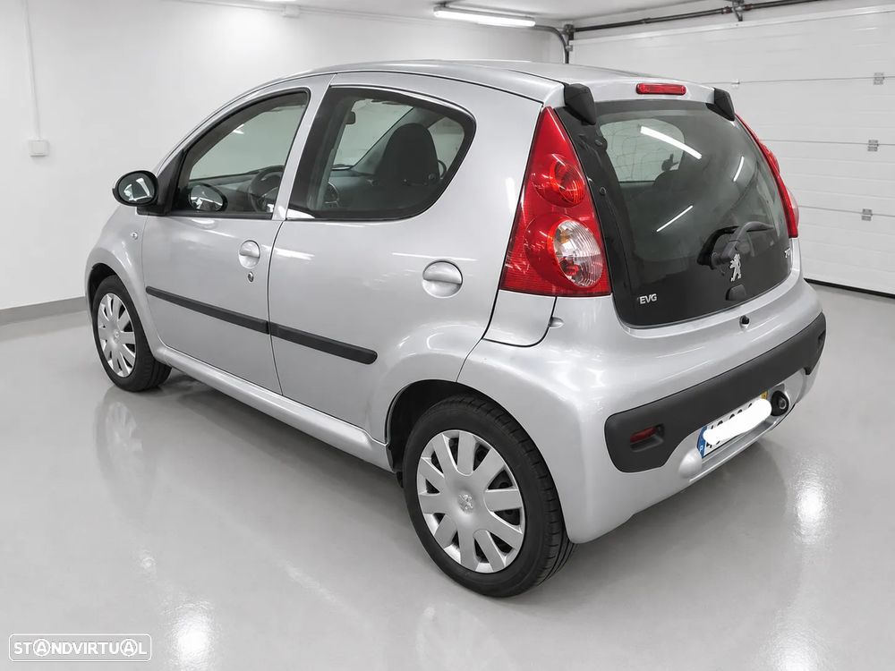 Peugeot 107 - 4