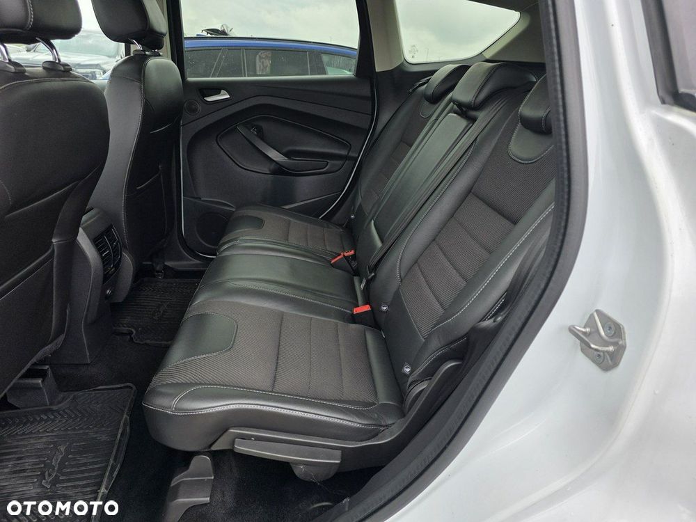 Ford Kuga 2.0 TDCi 4WD Titanium - 17