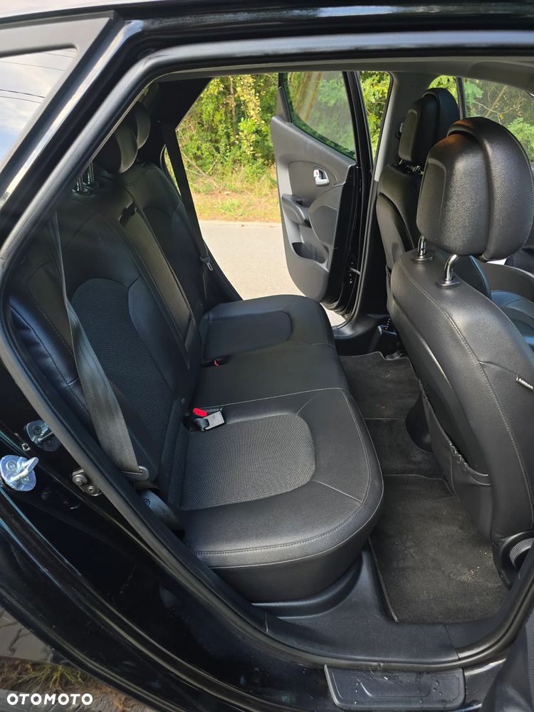 Hyundai ix35 2.0 GDI Premium 2WD - 22
