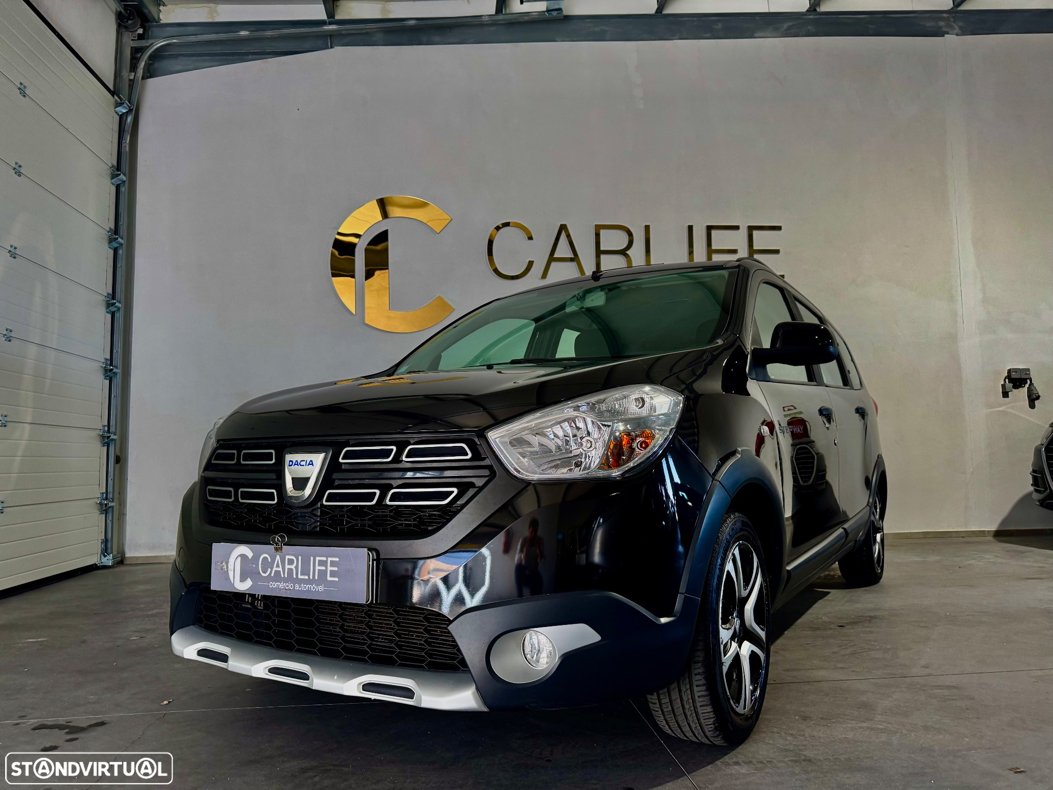 Dacia Lodgy 1.3 TCe Stepway 7L - 27
