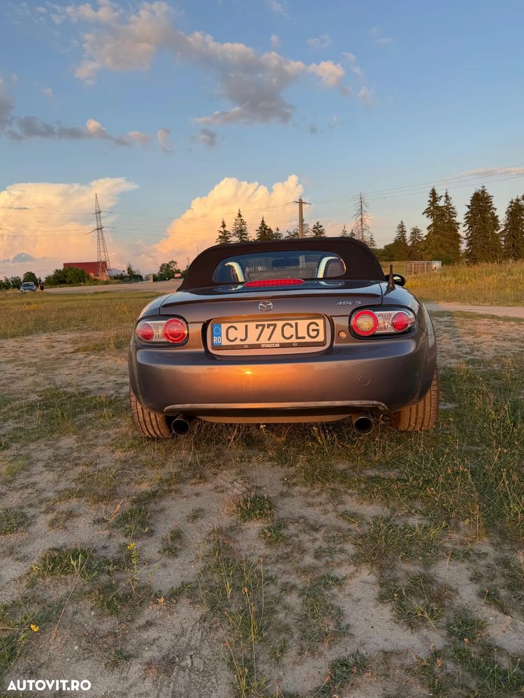 Mazda MX-5 2.0 MZR 3rd Generation - 4
