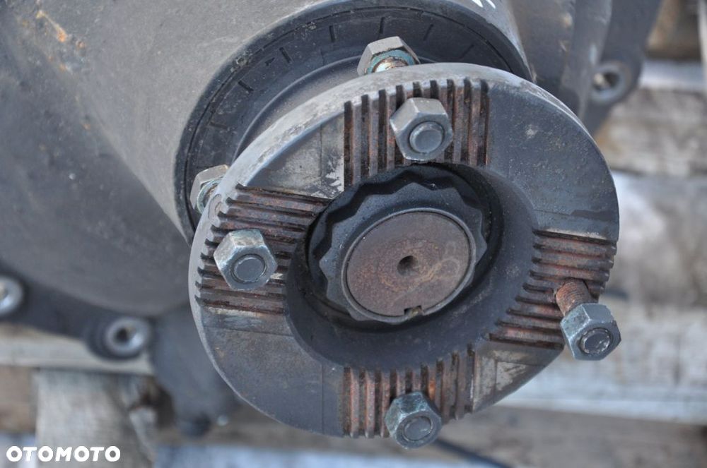 WKŁAD MOSTU ACTROS MP4 E6 14R TYP R440-13,0 / C22 42X15 2,73 - 7