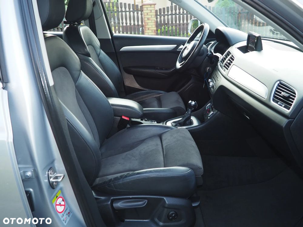 Audi Q3 2.0 TFSI Quattro S tronic - 28