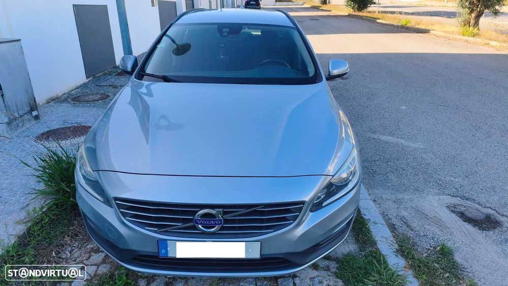 Volvo V60 2.0 D2 Momentum Drive - 15