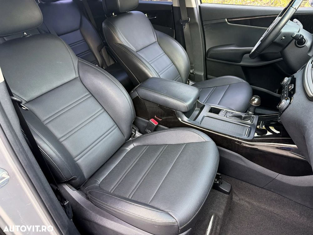 Kia Sorento 2.0 DSL 6AT 4x4 Nova - 12