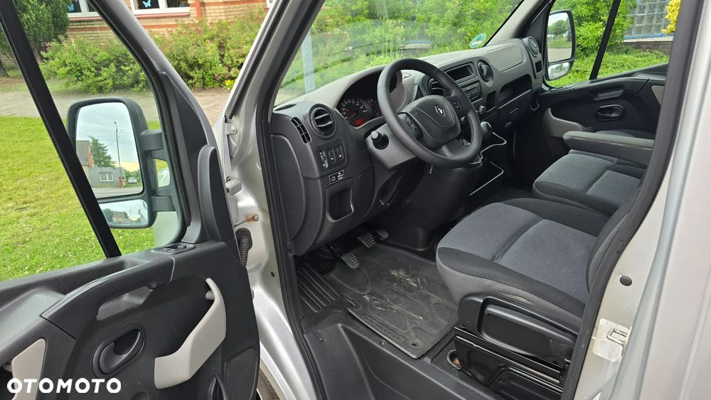 Renault Master - 29