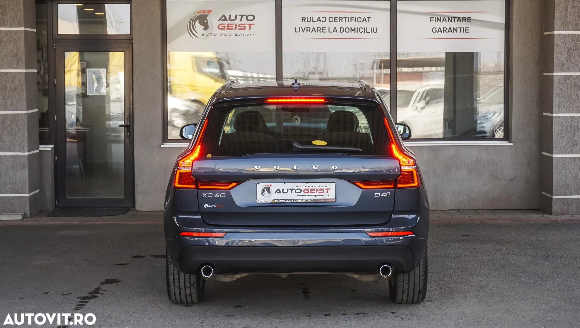 Volvo XC 60 D4 AWD Geartronic Momentum - 6
