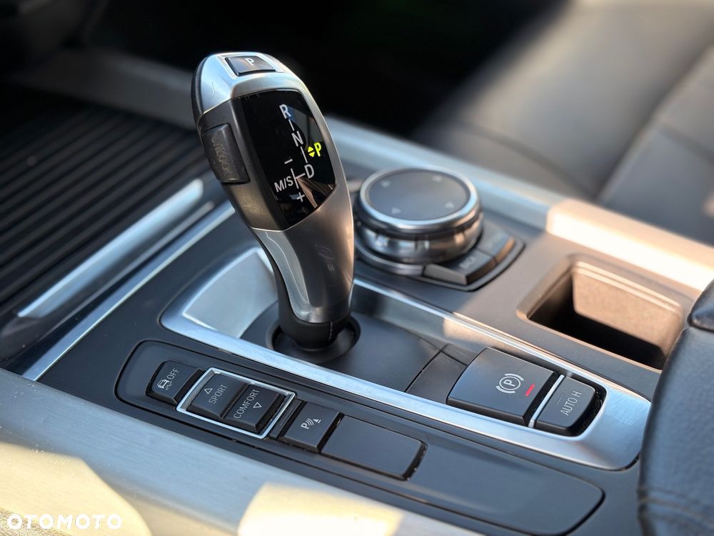 BMW X5 sDrive25d - 21