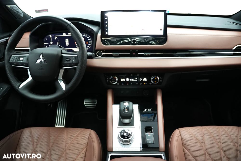 Mitsubishi Outlander - 7