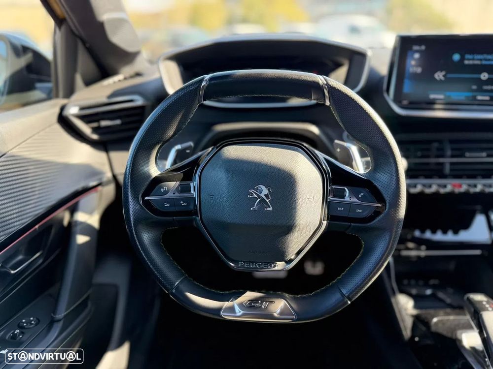 Peugeot 208 PureTech 130 EAT8 GT Pack - 16