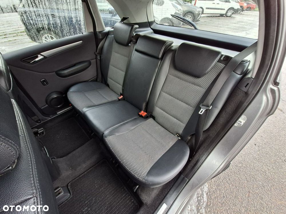 Mercedes-Benz Klasa B 170 - 26