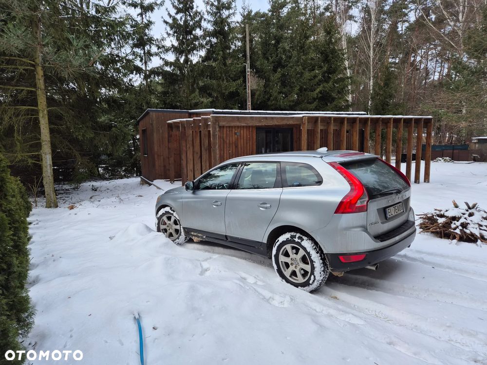 Volvo XC 60 D4 AWD Summum - 3