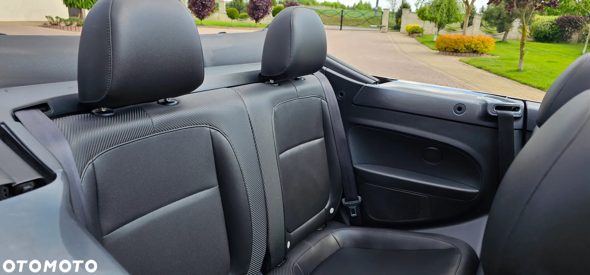 Volkswagen Beetle The Cabriolet 2.0 TDI DSG (BlueMotion Tech) Denim - 29