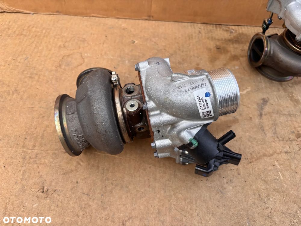 Turbosprężarka Turbina Turbo BMW M550 M850 X5 G05 X6 G06 X7 G07 F95 F96 Lewa Prawa Benzyna 4.4 G70 11658747744 8747744 8747743 11658747743 - 9