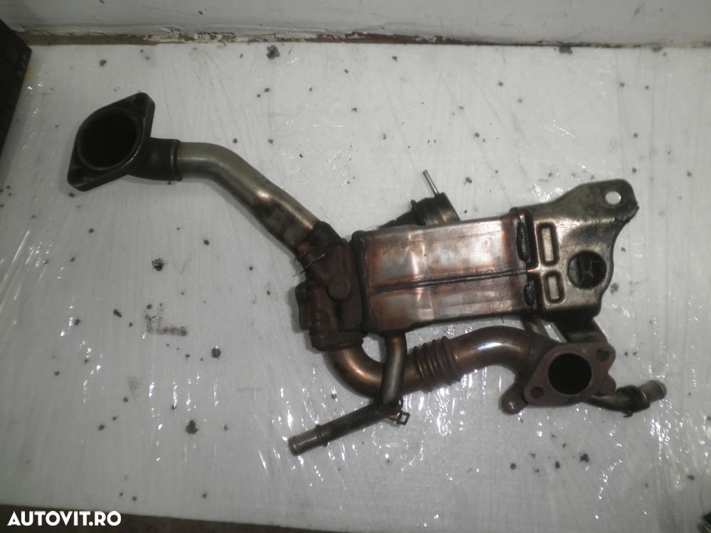 Racitor gaze Opel Astra J 1.7 CDTI 55576871