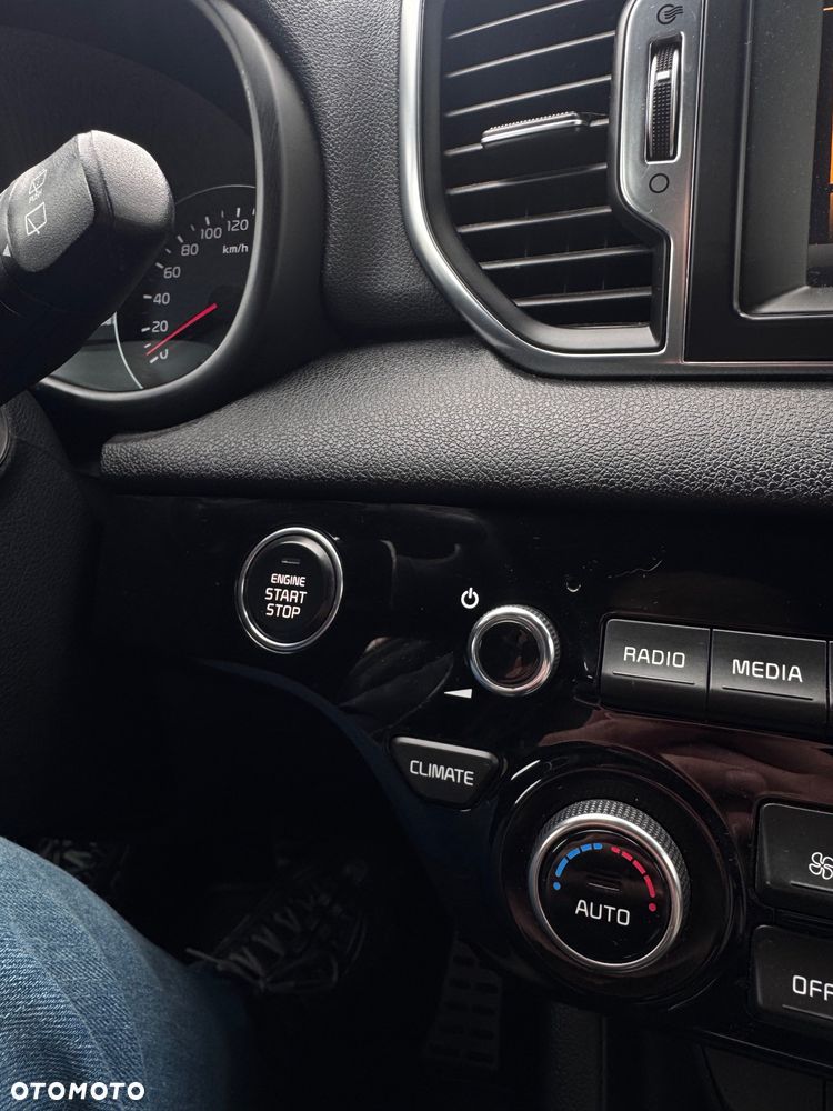 Kia Sportage 1.6 T-GDI AWD GT Line - 32