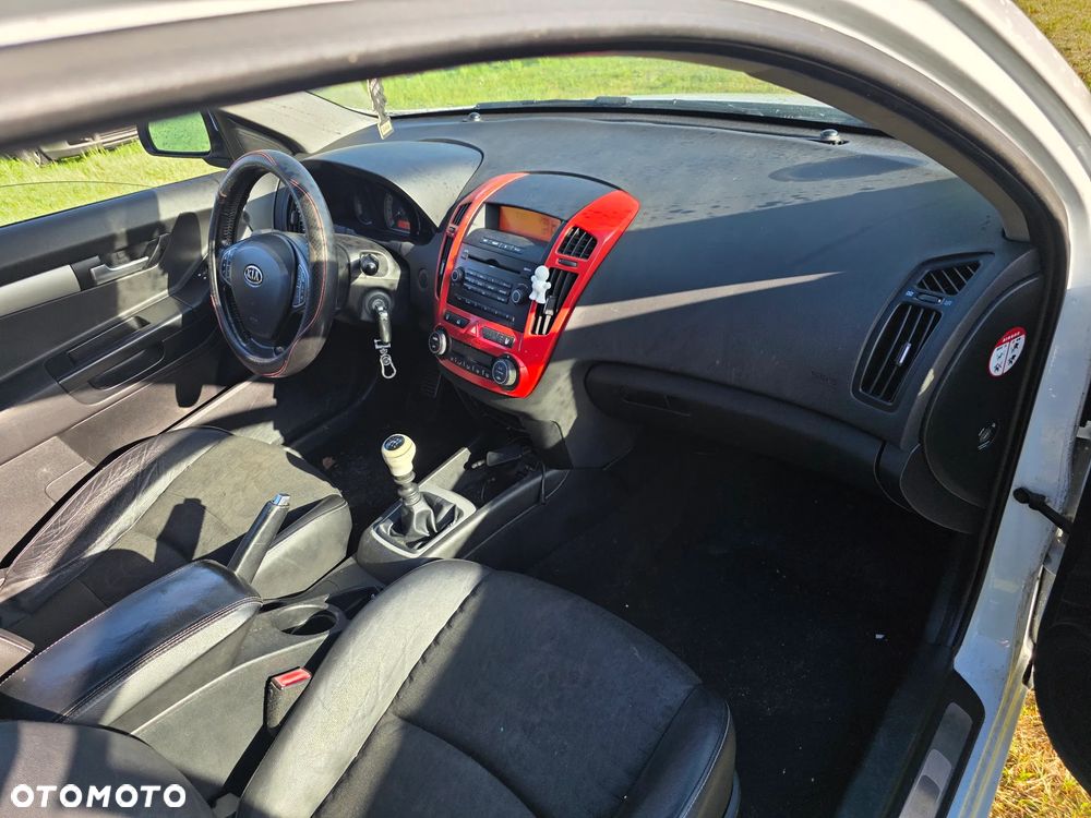 Kia ProCeed 2.0 CRDi Mind - 10