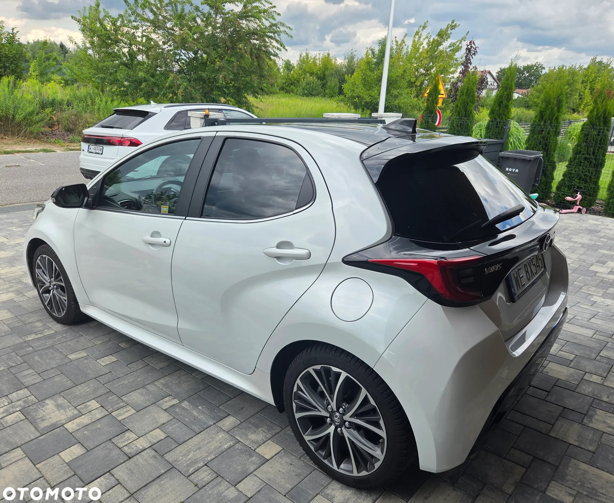 Toyota Yaris Hybrid 1.5 Executive - 5