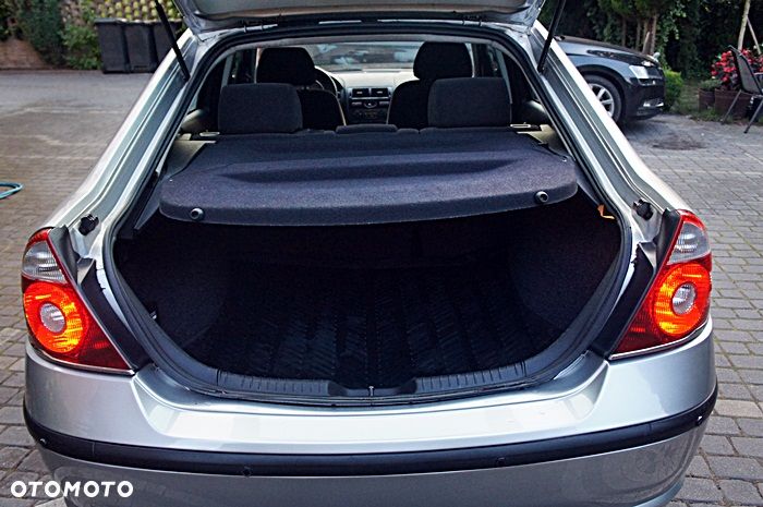 Ford Mondeo 1.8 Ghia - 22