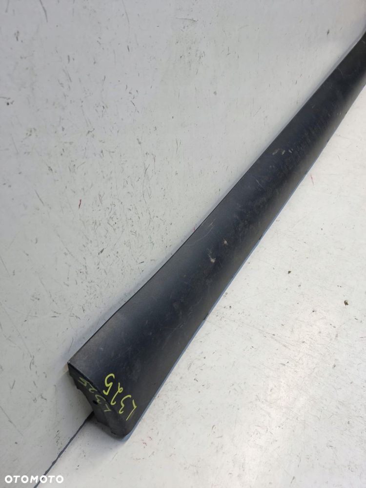 tesla model y próg nakładka listwa progowa lewa - 3