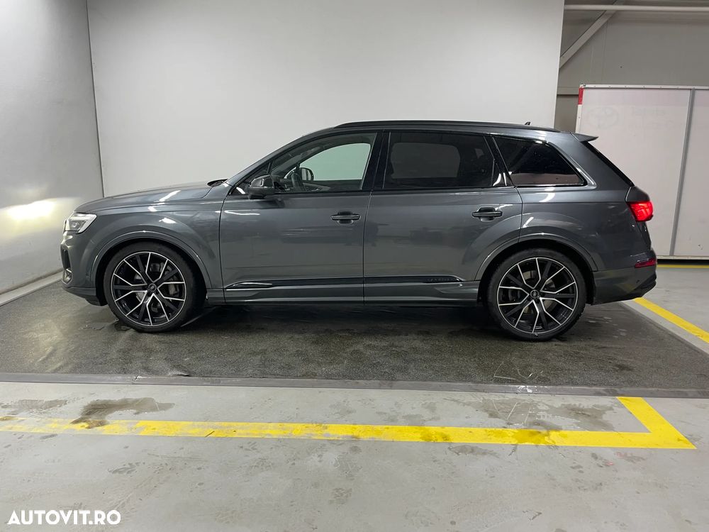 Audi Q7 3.0 55 TFSI quattro Tiptronic S Line - 2