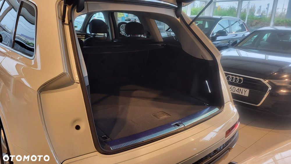 Audi Q7 - 12