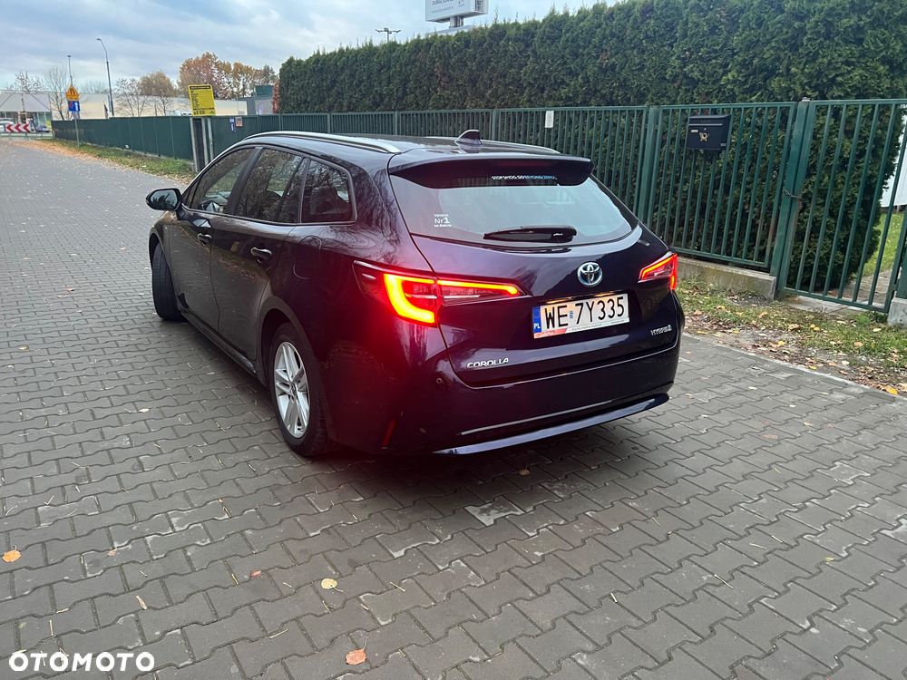 Toyota Corolla 1.8 Hybrid Comfort - 5