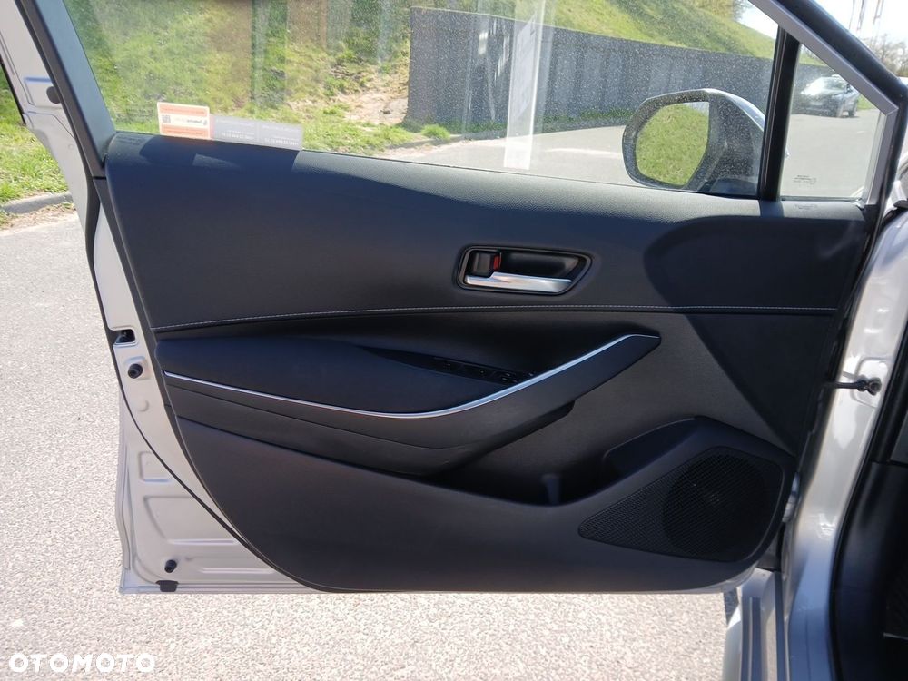 Toyota Corolla 2.0 Hybrid Comfort - 40