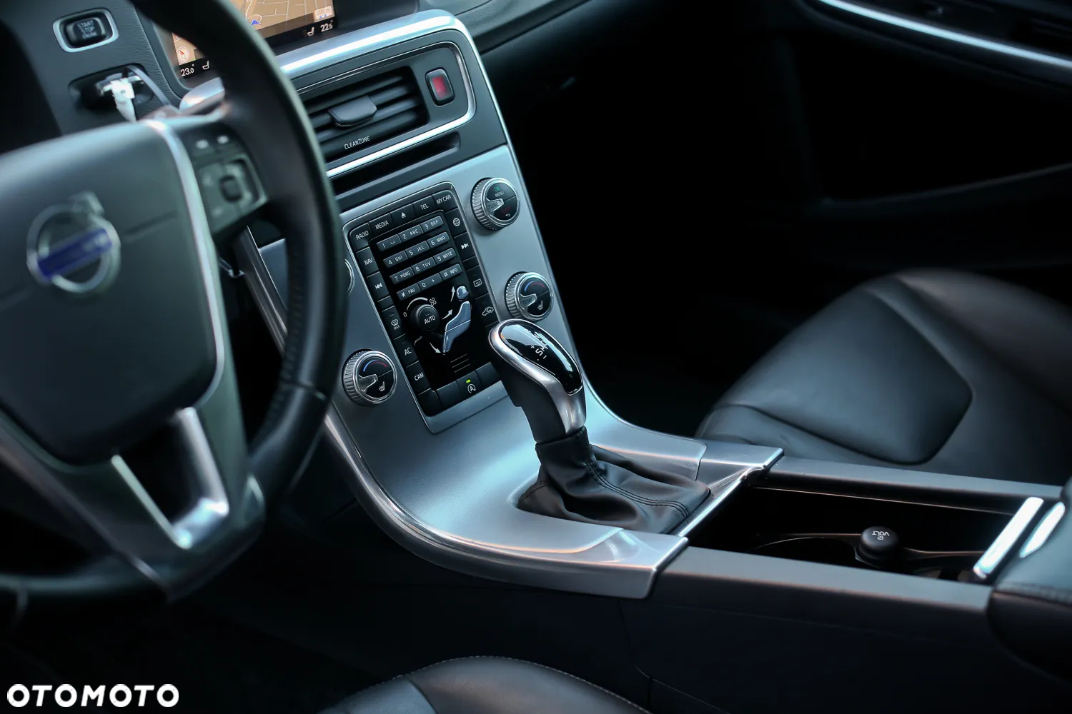 Volvo V60 Cross Country D3 Geartronic - 30