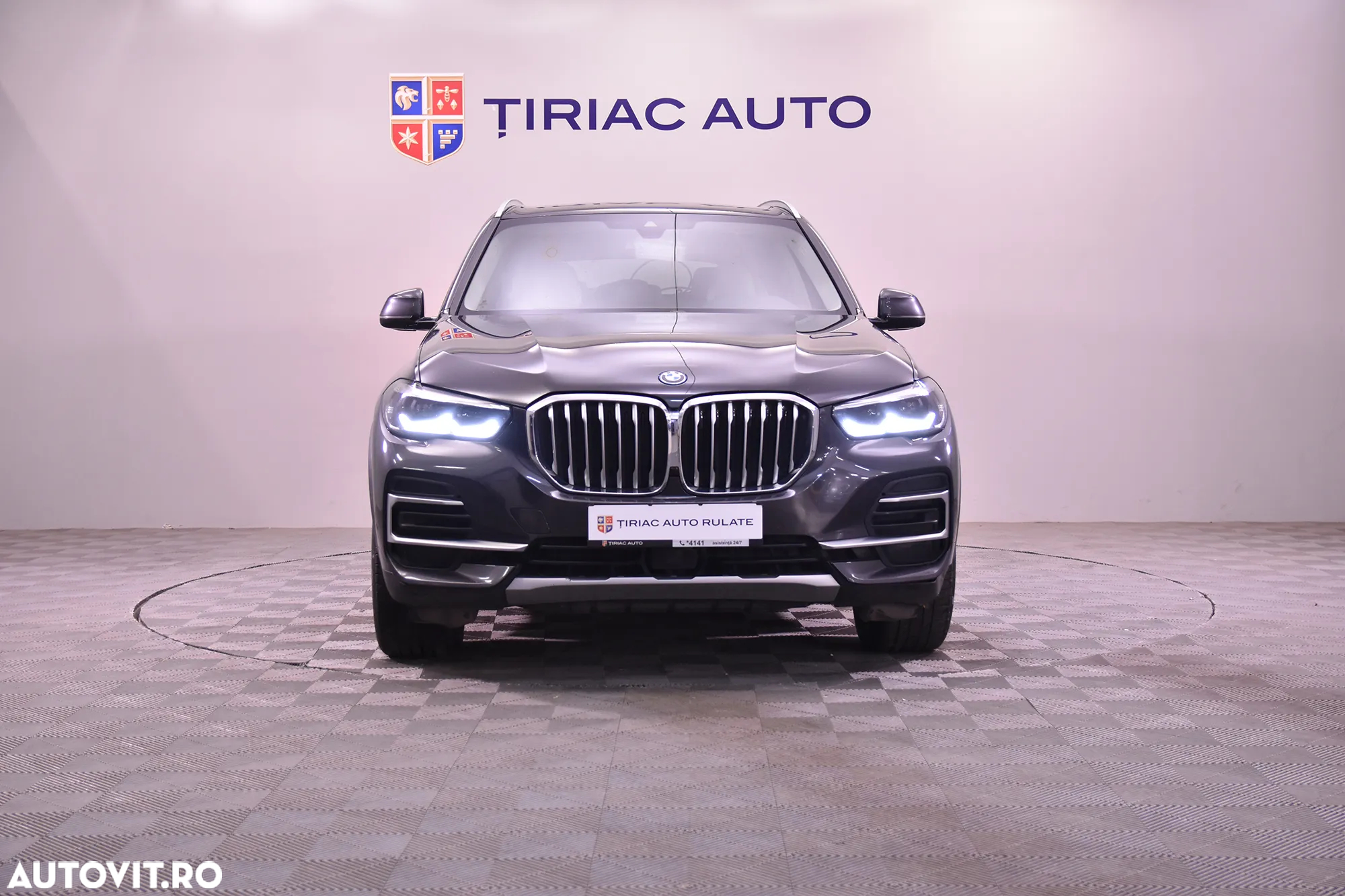 BMW X5 xDrive45e - 8