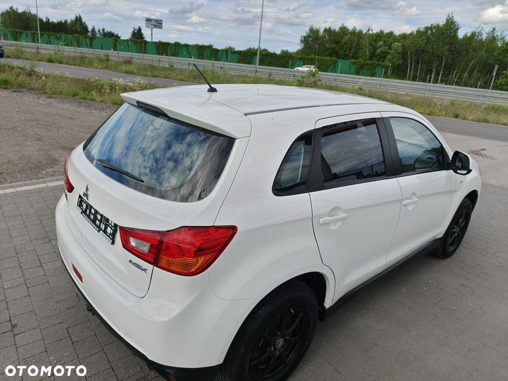 Mitsubishi ASX - 16