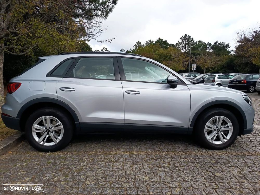 Audi Q3 45 TFSIe S tronic — photo 3