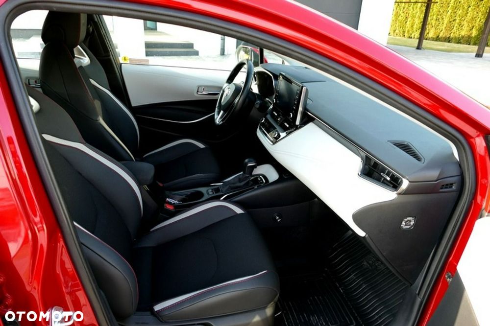 Toyota Corolla - 30