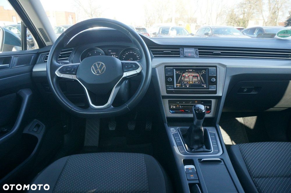 Volkswagen Passat Variant 2.0 TDI EVO Essence - 12