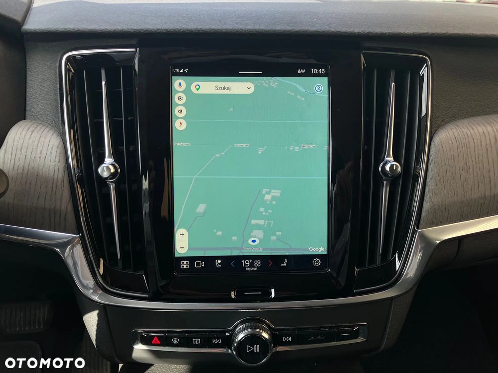Volvo V90 Cross Country B5 D AWD Momentum Pro - 27