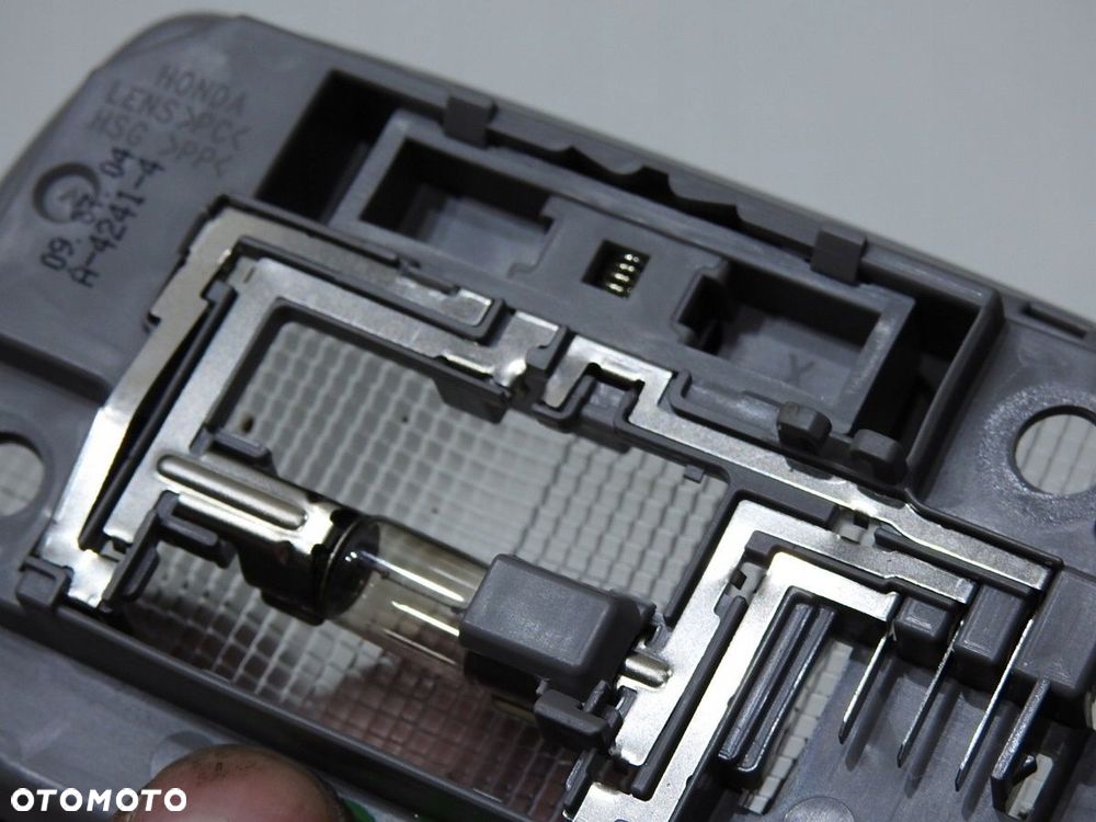 LAMPKA OŚWIETLENIE HONDA INSIGHT II - 5